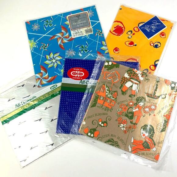 Lot of Vintage Individual Wrapping Paper - Picture 1 of 4